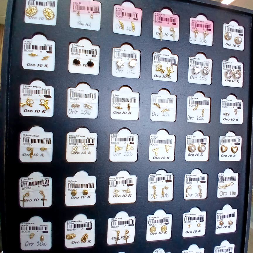 Broqueles con Figuras